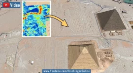 Unbekannte Struktur im Erdreich nahe der Cheops-Pyramide von Gizeh entdeckt (Bilder: Google Earth & M. Sato)