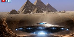 Mehr als kühne Behauptungen: Ungter Gizeh wurden angeblich ein Stargate, UFOs und außerirdische Techniken gefunden (Bilder: gemeinfrei / Montage: Fischinger)